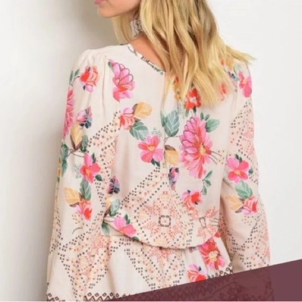 Colorful Floral Top with Gathered Waist - Picture 3 of 4